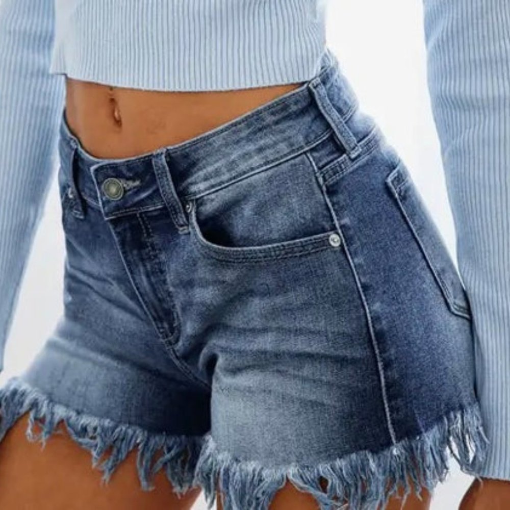 NWT! Kancan Dark Wash Mid Rise Shorts